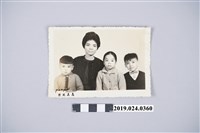 藏品(柯蔡阿李與三名子女之合照)的圖片