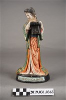 藏品(陶製和服女子茶擺飾)的圖片