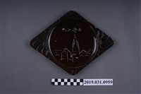 藏品(臺灣博覽會紀念漆器盤)的圖片
