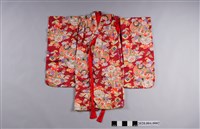藏品(大紅綢地彩色印花紋女童和服)的圖片