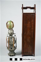 藏品(臺南真花園燈箱與錫燈之二)的圖片