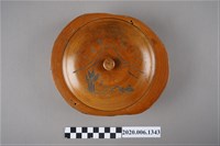 藏品(木製臺湾新高山圖樣漆器糖果盒)的圖片