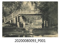 藏品(3人於河邊橋下明信片)的圖片