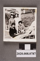 藏品(4名女子合照)的圖片