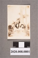 藏品(2名女子合照)的圖片