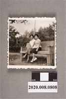 藏品(2名女子合照)的圖片