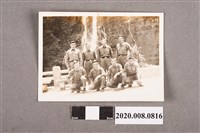 藏品(8名男子合照)的圖片