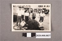 藏品(多名男女合照)的圖片