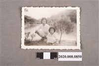 藏品(婦女與孩童合照)的圖片