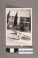 藏品(女子獨照)的圖片