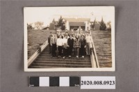 藏品(多名男女合照)的圖片