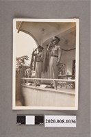 藏品(2名男子敬禮照)的圖片