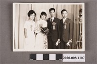 藏品(與新人團體合照)的圖片