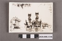 藏品(2名制服男子合照)的圖片