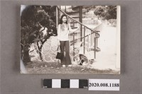 藏品(女子獨照)的圖片