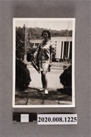 藏品(女子執傘獨照)的圖片