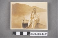 藏品(男子於船上獨照)的圖片