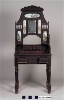 藏品(黑漆鑲彩繪玻璃梳妝臺)的圖片