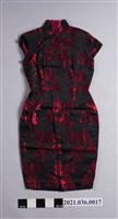 藏品(黑地紅葉紋短袖立領旗袍)的圖片
