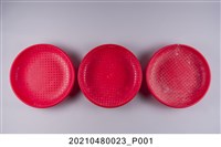 藏品(紅色塑膠盛麵盤組)的圖片