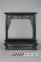 藏品(新竹歐澤祺先生家族木製神龕)的圖片