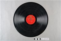 藏品(日蓄(鷹-紅)編號「F123」《南管曲　相思引：蓮步（上）、蓮步（下）》10吋蟲膠唱片)的圖片