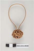 藏品(劉靜枝編製藤編鈴鐺球吊飾)的圖片