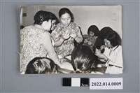 藏品(林何賽秋示範鉤織)的圖片