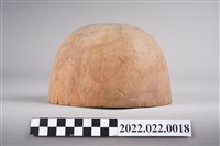 藏品(圓頂圓角帽身木模)的圖片