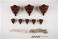 藏品(木陀螺玩具組木玩具(大陀螺*3、小陀螺*5、繩子*2))的圖片