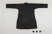 藏品(黑色棉質開襟翻領長衫)的圖片