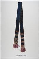 藏品(黑色繡紋紫色流蘇腰帶)的圖片