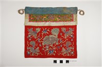 藏品(紅底祥獅桌裙)的圖片