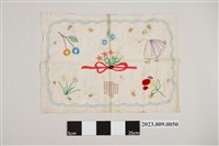 藏品(白底繡花布巾)的圖片