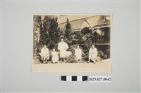 藏品(徐家文物人物合照黑白照片)的圖片