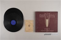 藏品(古倫美亞《貝多芬F大調第六號交響曲「田園」》蟲膠套裝唱片)的圖片