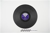 藏品(日語流行歌《廣東之舞妓、黃昏之南海》蟲膠唱片)的圖片