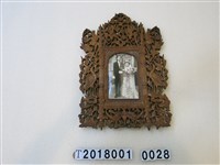 藏品(木製大相框)的圖片