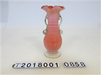 藏品(玻璃福囍粉紅雙柄花瓶)的圖片