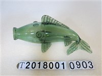 藏品(玻璃魚形罐)的圖片