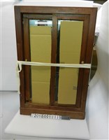 藏品(展示玻璃櫃)的圖片