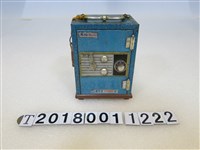 藏品(保險箱造型存錢筒)的圖片