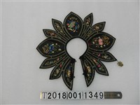 藏品(黑底花鳥圖騰雲肩)的圖片