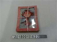 藏品(長型綁線糕餅盒)的圖片