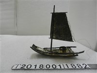 藏品(銀製竹筏模型)的圖片