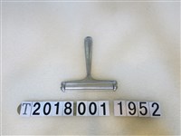 藏品(鋁製壓平器)的圖片