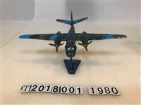 藏品(鋁製國民黨黨徽2203號螺旋槳飛機模型)的圖片