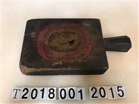 藏品(壽龜錢幣三面糕餅握柄模具)的圖片