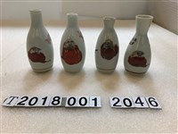 藏品(達摩紋飾白色花瓶)的圖片