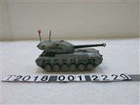 藏品(鋁製紅旗戰車模型擺飾)的圖片